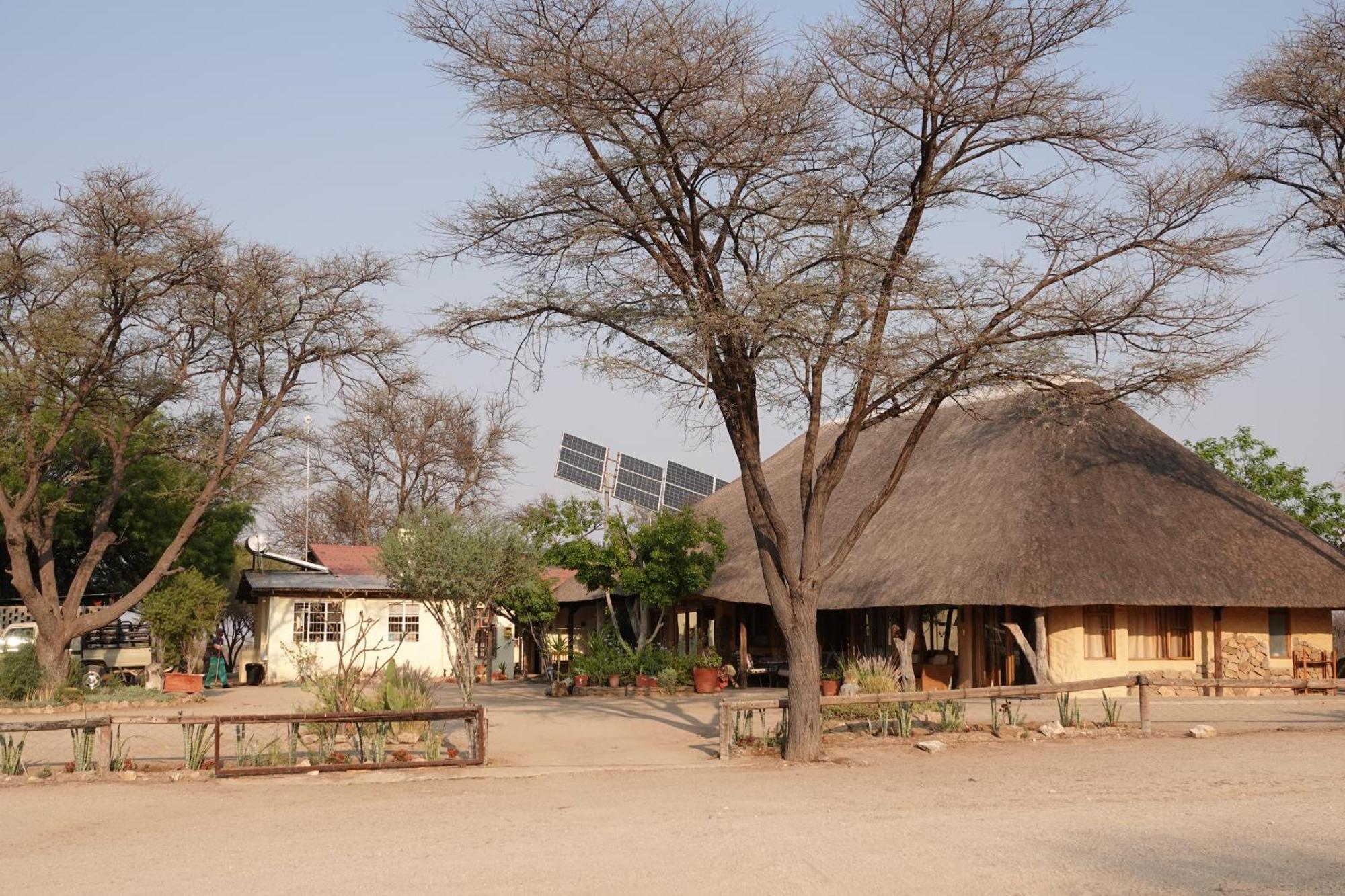 Camp Mara Hotel Omaruru Exterior foto